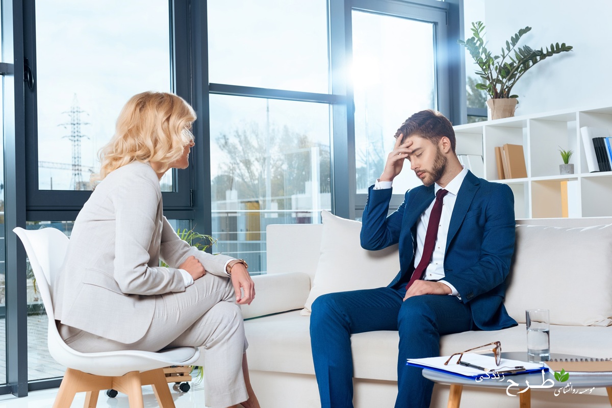 چرا مراجعه به یک روانشناس در کرج میتواند زندگی شما را متحول کند؟