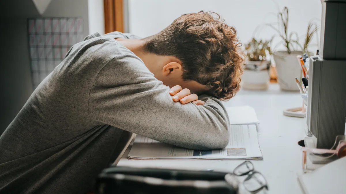 طرحواره شکست؛ تجربه دائمی ناتوانی و ناکامی