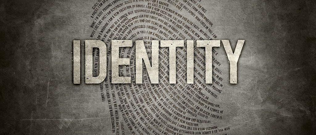 هویت: دیالکتیک ثبات و تغییر